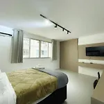 Studio Duque Master